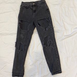 BDG Black Jeans. Mom High Rise. Size 26
